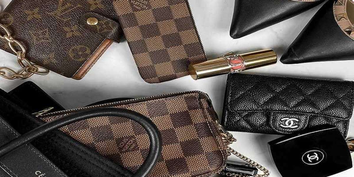 Luxury Designer Wallets Asia where the skirt has become
